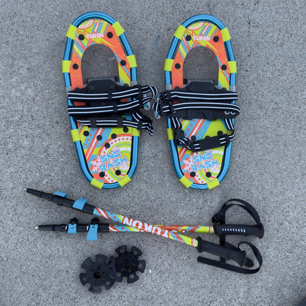 Yukon Charlie's Sno Bash Snowshoes Kids Blue Orange Lightweight Kids Kit